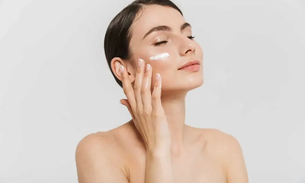 Neem Face Scrub: Benefits for Acne-Prone Skin